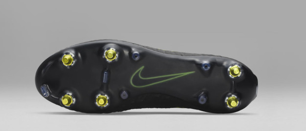 Nike Anti-Clog Traction
