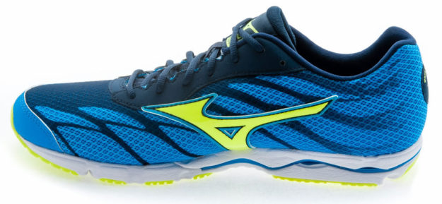 Wave Hitogami 3 Running Shoes by Mizuno