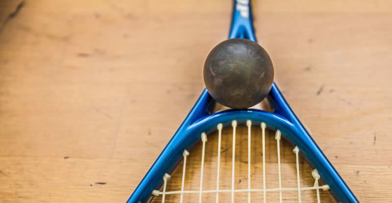 How to Play Squash game